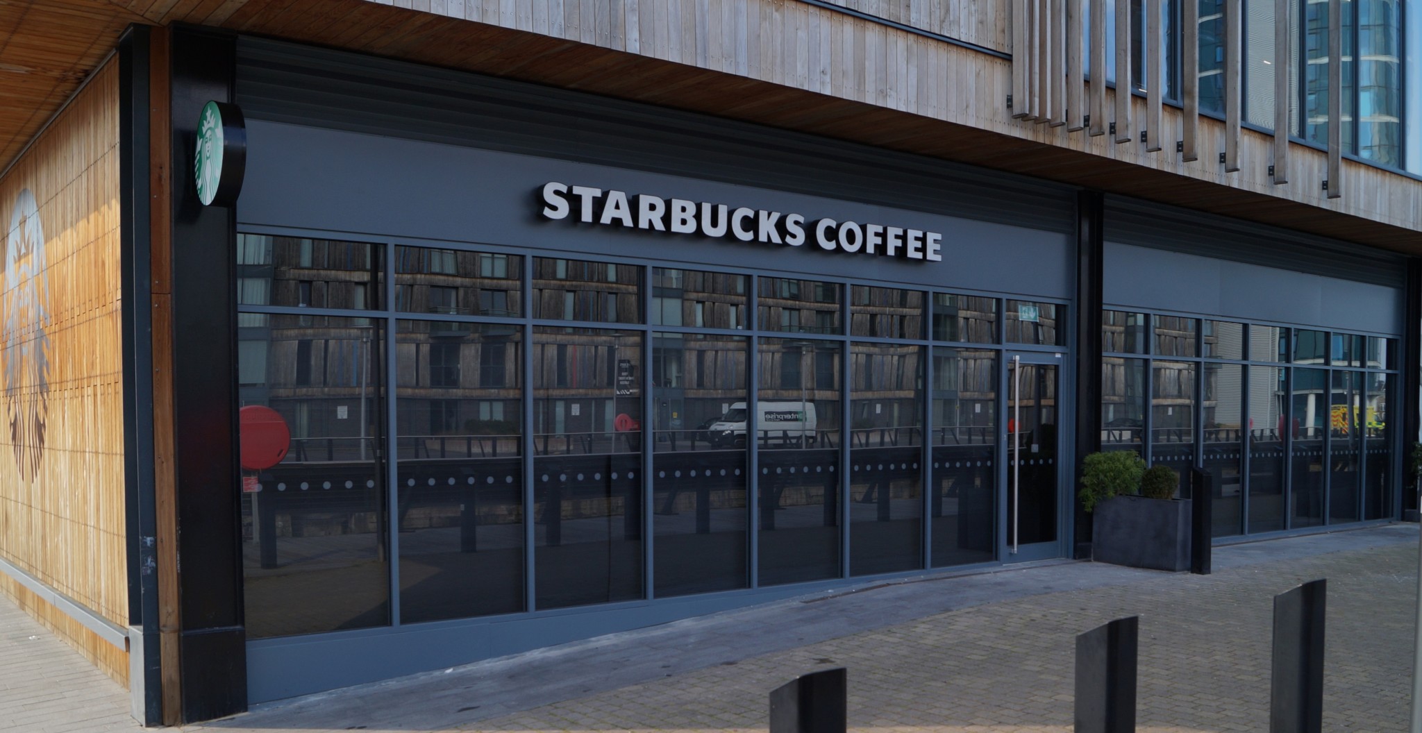 Starbucks Coffeehouse Shop Fronts Installed by Waller Glazing Waller